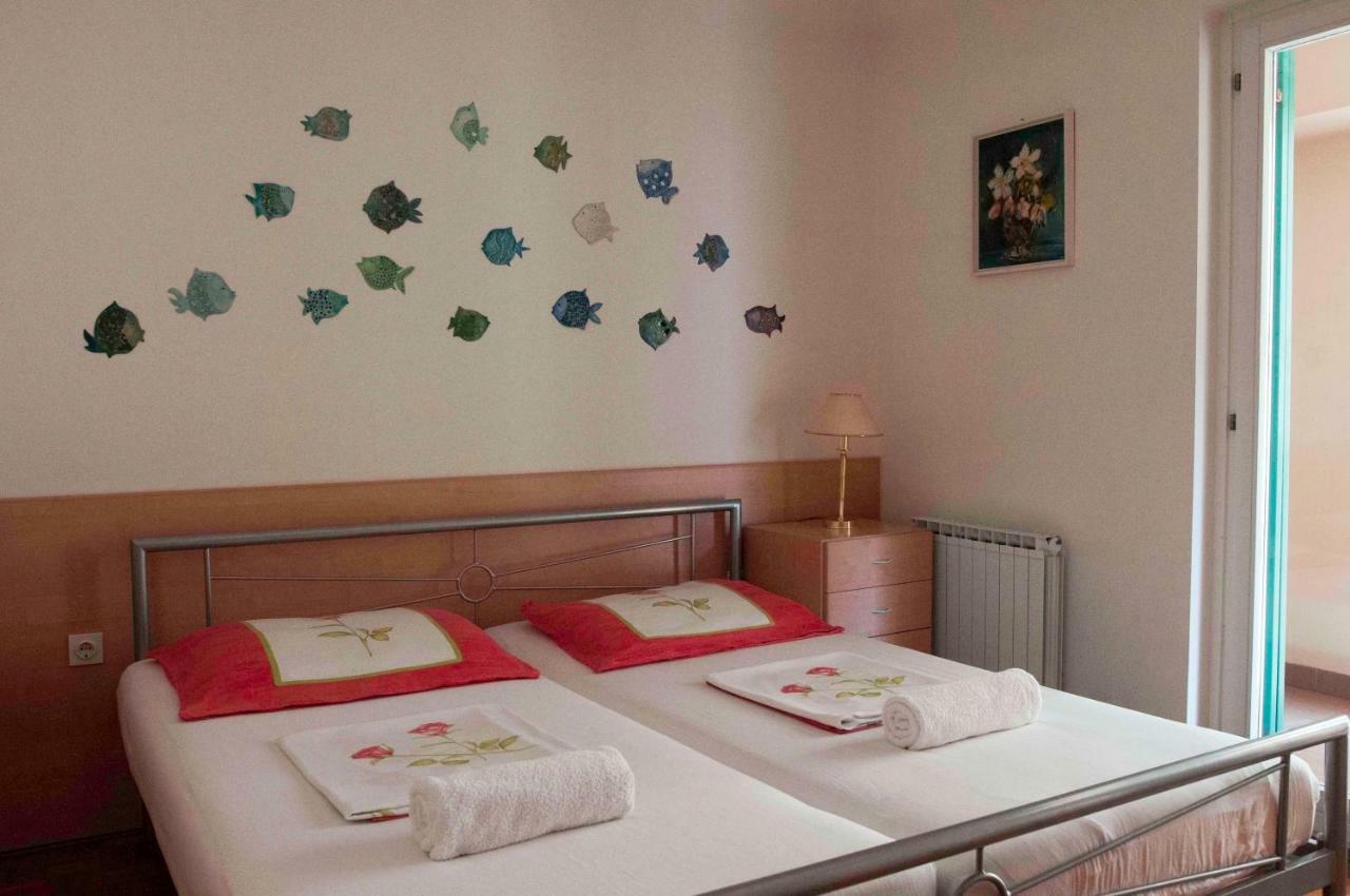 Spacious Balcony Apartment Пиран Экстерьер фото